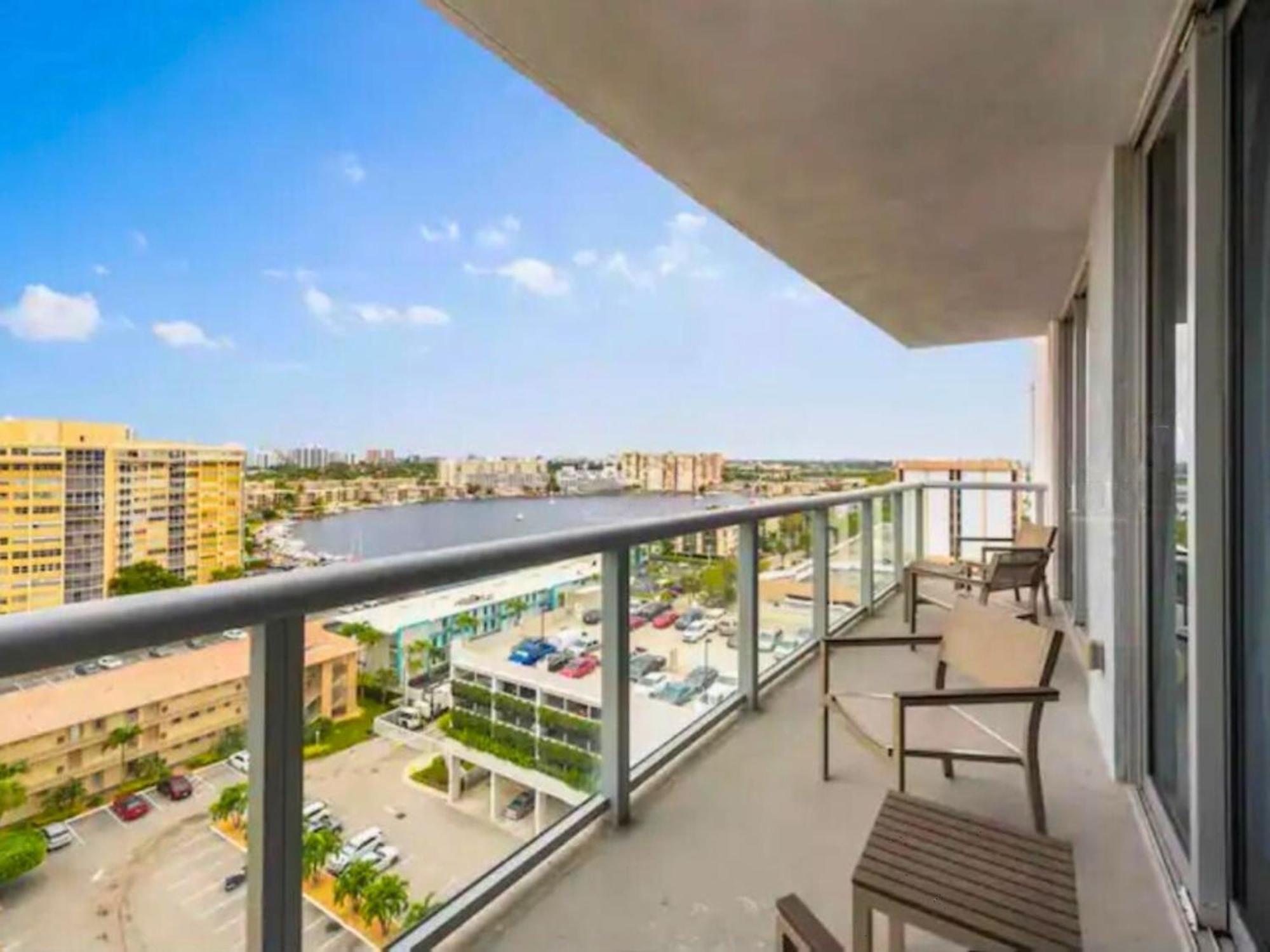 Mvr Apartments At Beachwalk Resort Hallandale Beach Dış mekan fotoğraf